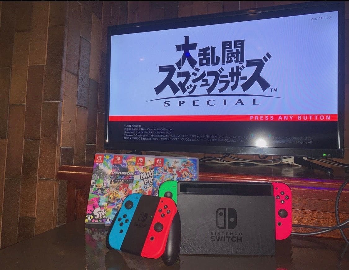 Nintendo Switch を大画面で遊べる席